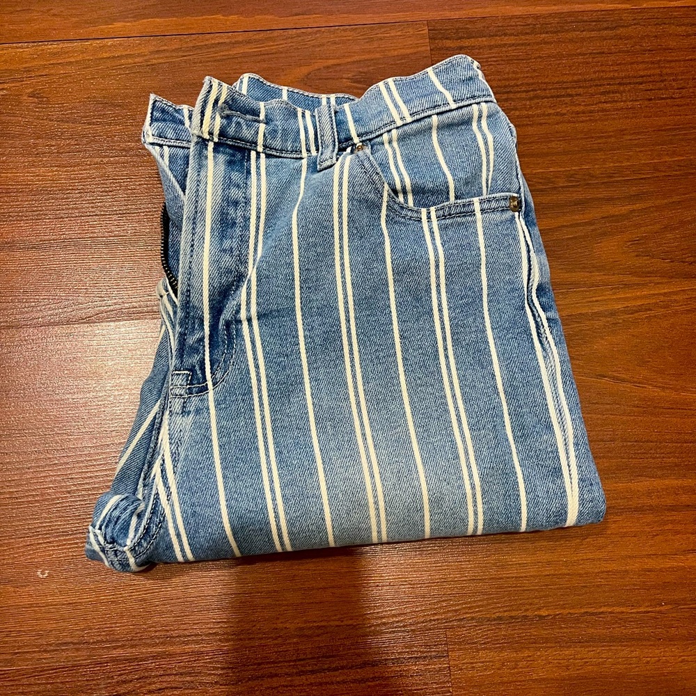 Gap Mom Jeans Stripes Size 8